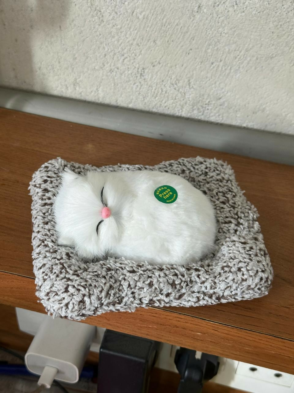 Sleeping White Cat Car Dashboard Plush Cute Soft Toy Showpiece Decor
