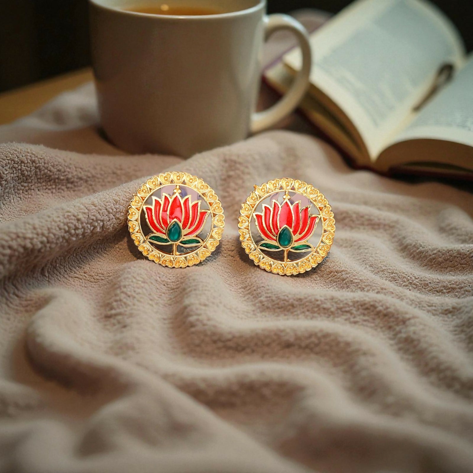 Bold R Gold-Tone Black Crystal & Pearl Choker Set