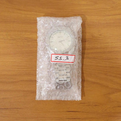 Elegant Silver Analog Wrist Watch with Classic Dial & Premium Metal Strap