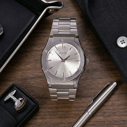Premium Silver Analog Wrist Watch with Elegant Dial & Metal Strap
