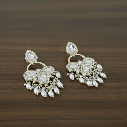 Elegant Dangle Earrings with Pearl Drops earrings