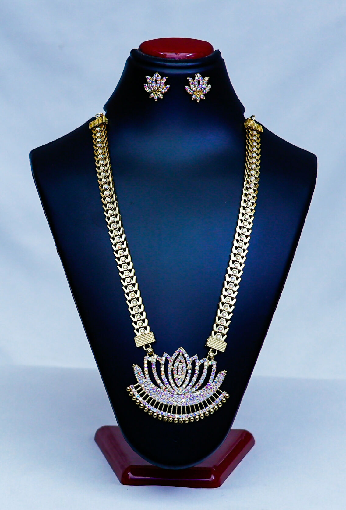 Grand Gold-Toned American Diamond Lotus Necklace Set
