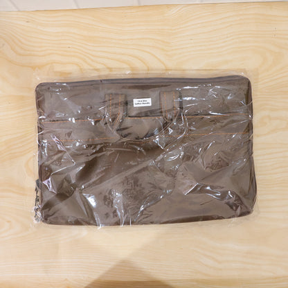 Elegant office bag for laptops, documents, and accessories