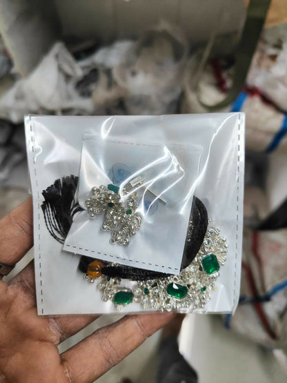 Oxidized Silver Green Teardrop Scallop Choker Set