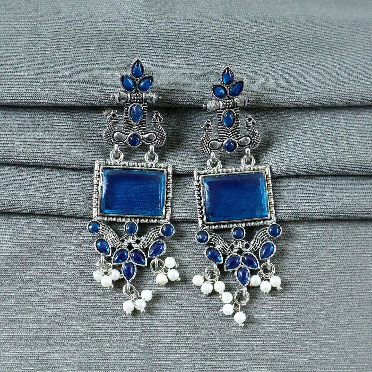Earrings-01