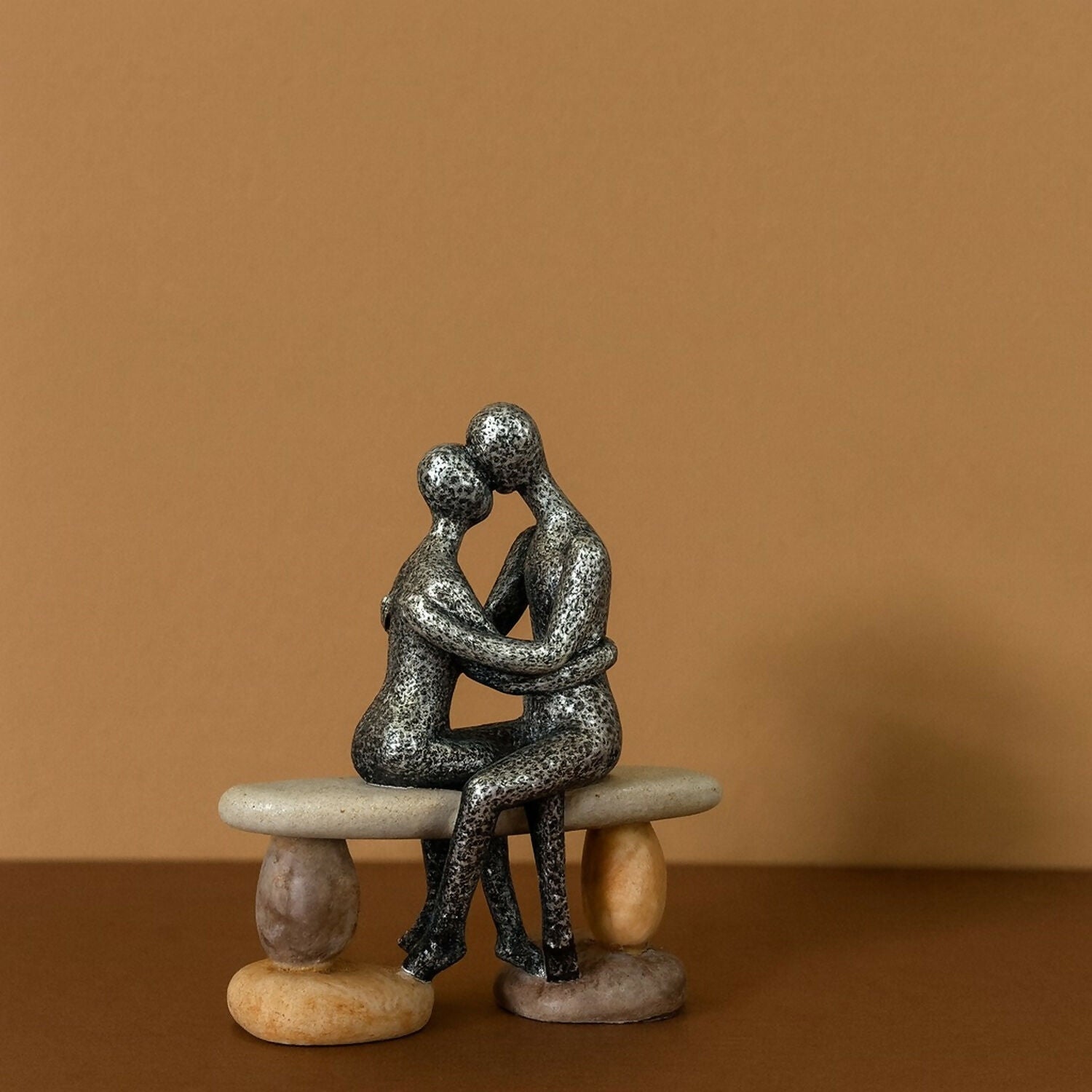 Romantic Couple Sitting on Bench Sculpture Showpiece for Home Decor Gift