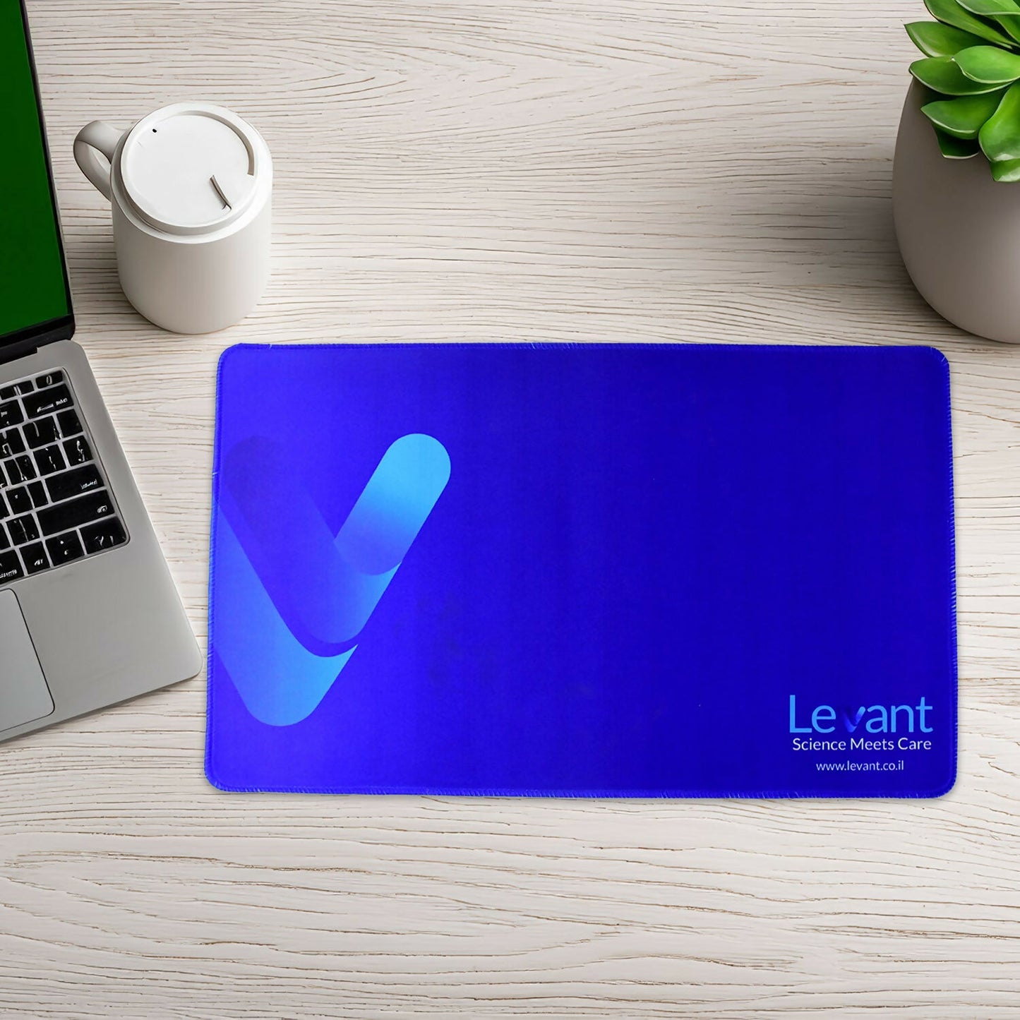 03_14089_premium_large_desk_mat_49x30cm