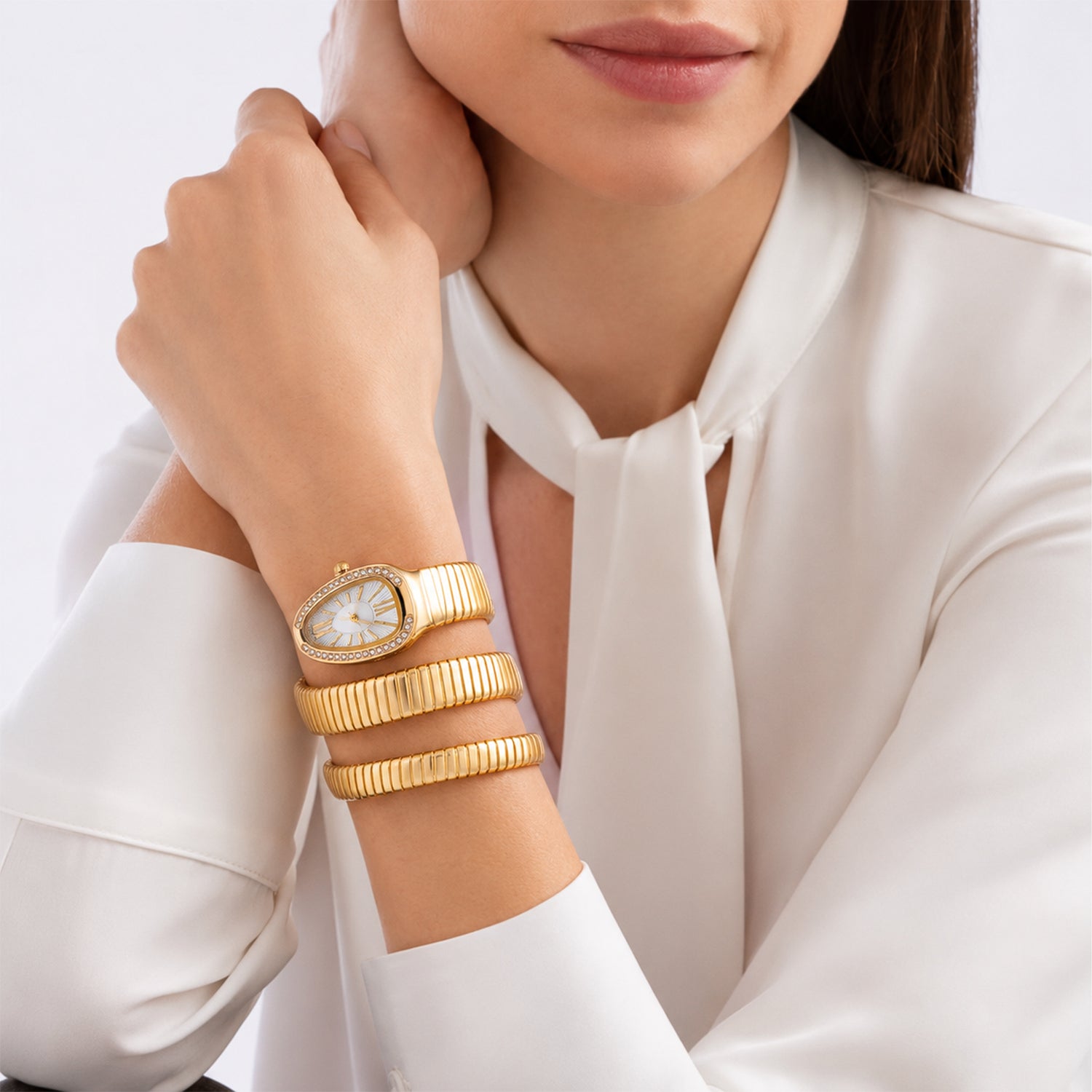Golden Oval Snake Style Bracelet Watch with Crystal Border Dial for Women