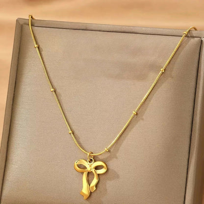 Pendant Necklace for Women | Minimalist Chain Necklace | Stylish Daily Wear Jewelry