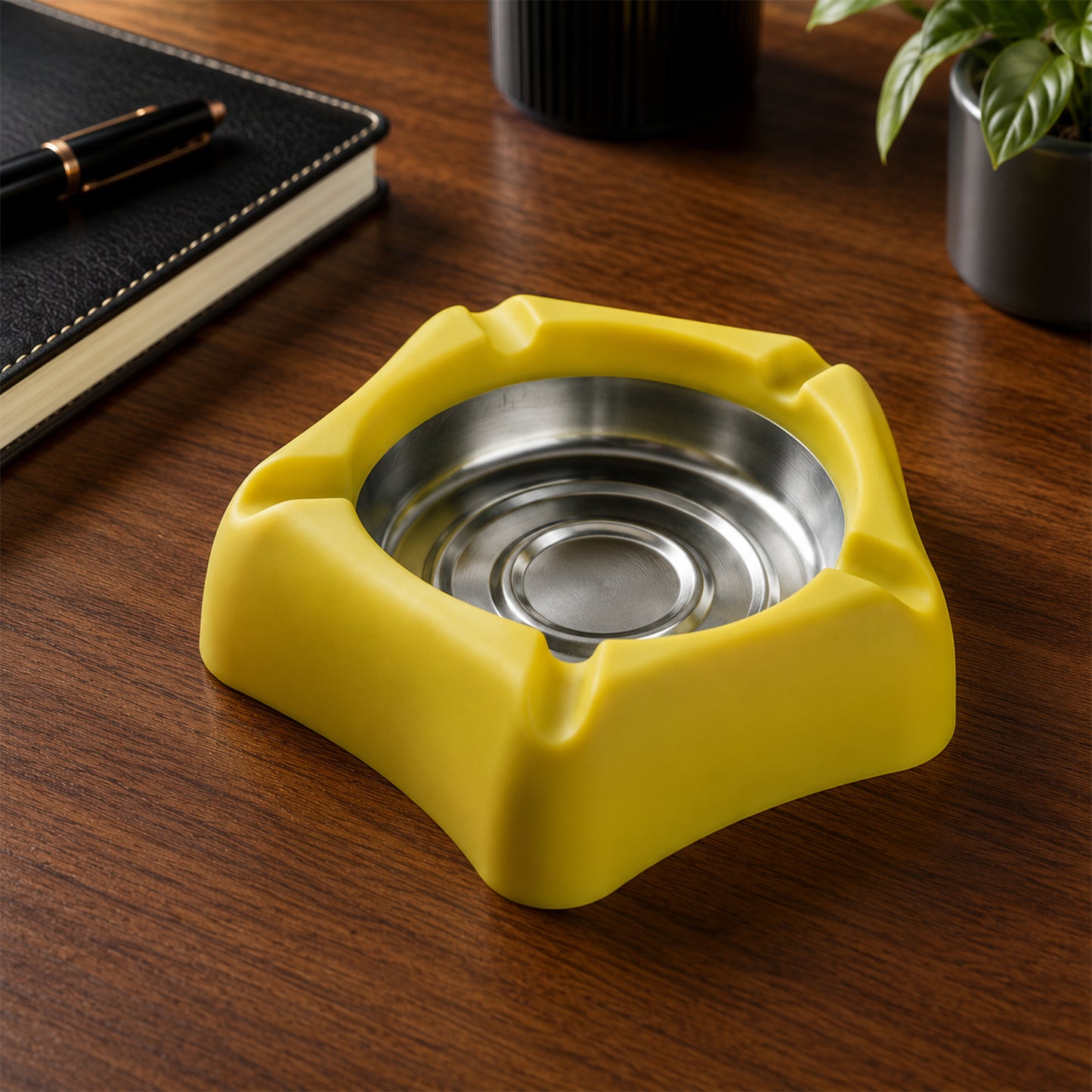 Close up of the stainless steel inner tray