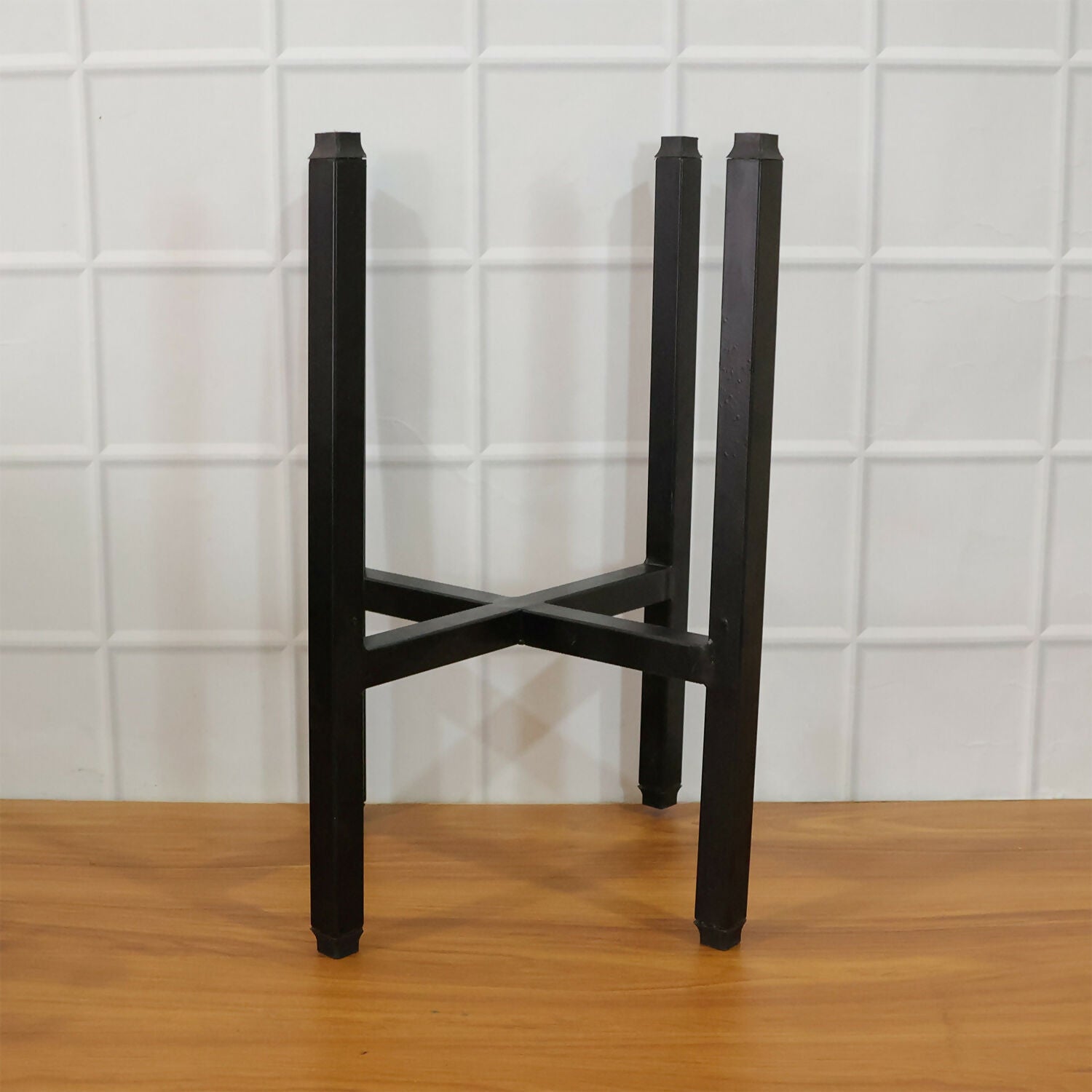 Modern Metal Floor Plant Stand for Indoor Home & Living Room Décor (10x10x15 Inch)