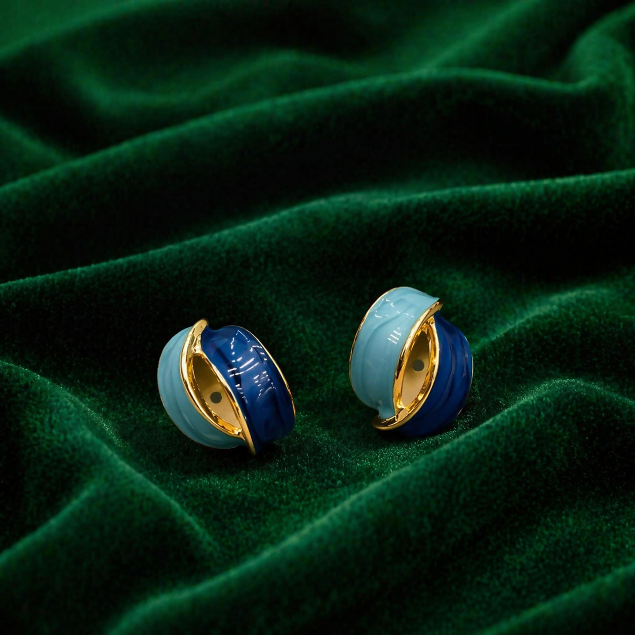 Blue & Gold Resin Drop Earrings – Elegant Korean Style Accessory