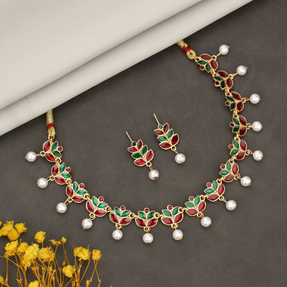Elegant Gold-Tone Matte Leaf Motif Choker with Faux Pearls