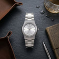 Silver Analog Wrist Watch – Elegant & Timeless Design for Men & Women