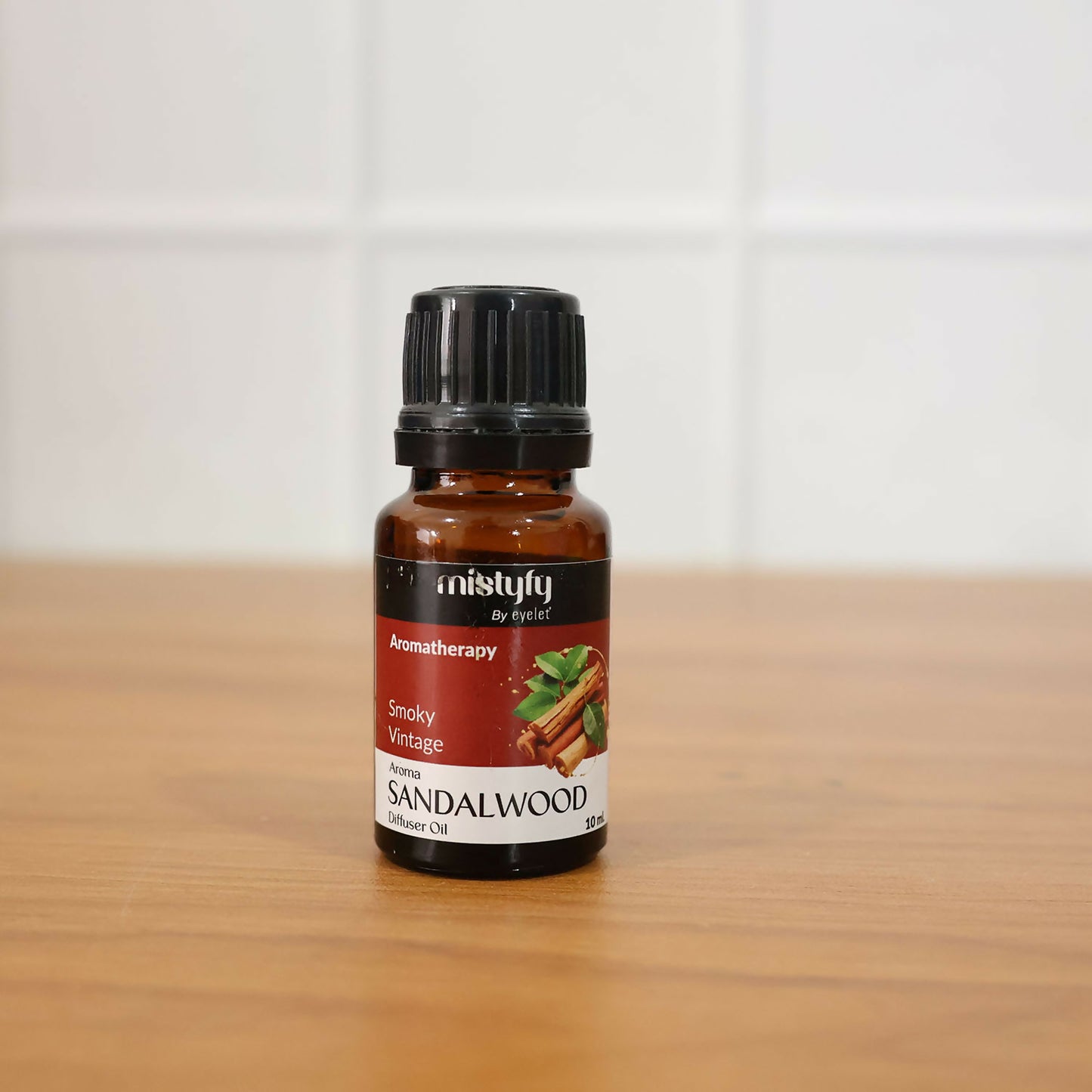 Eyelet Aromatherapy Sandalwood Diffuser Oil Smoky Vintage Aroma Oil (10ML)