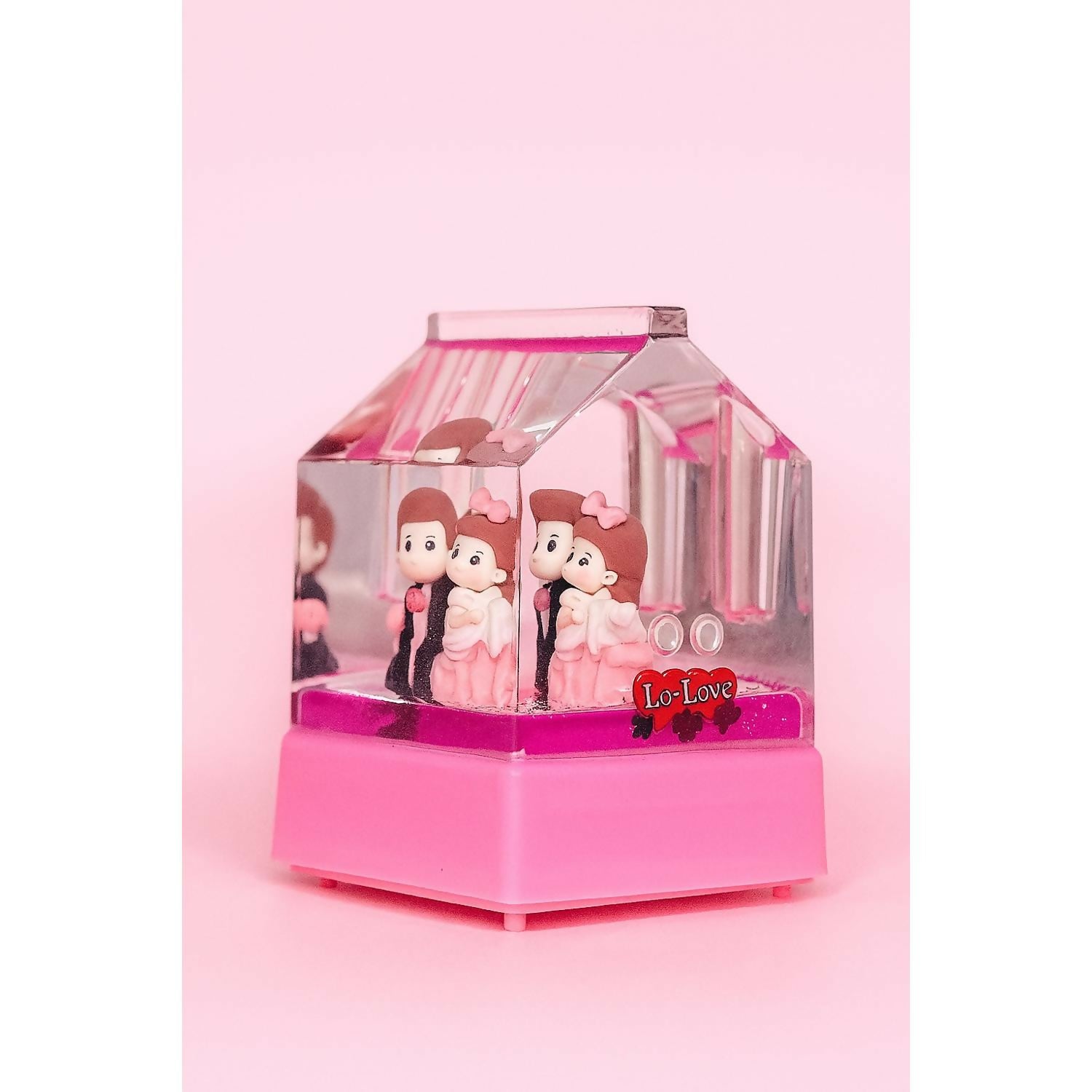 Romantic Couple Love Water Globe with Glitter Liquid and Cute Figurines – Decorative Desktop Showpiece with Love Heart Design – Perfect for Anniversary, Birthday, Wedding, Valentine’s Day and Romantic Gifts