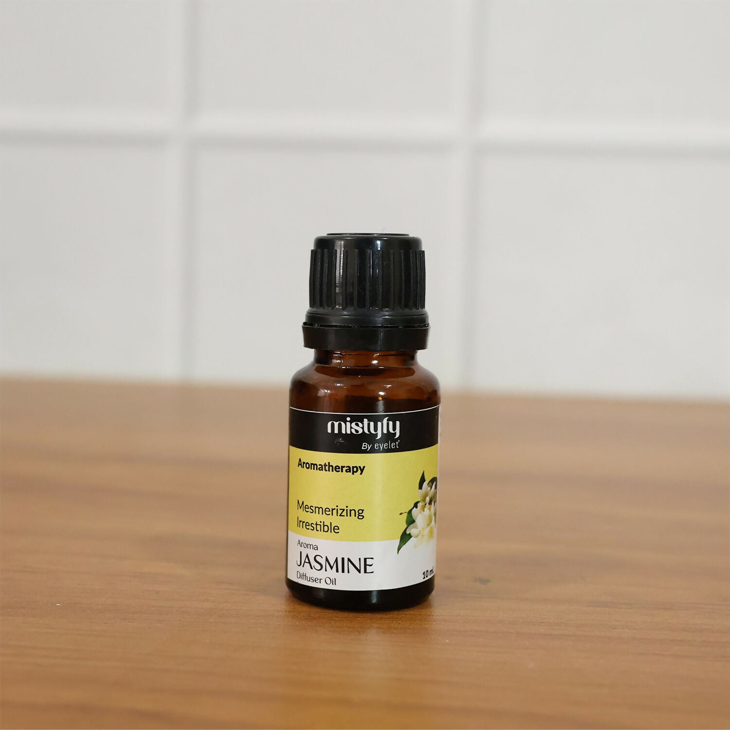 Eyelet Aromatherapy Jasmine Diffuser Oil Mesmerizing Floral Aroma Oil (10Ml)