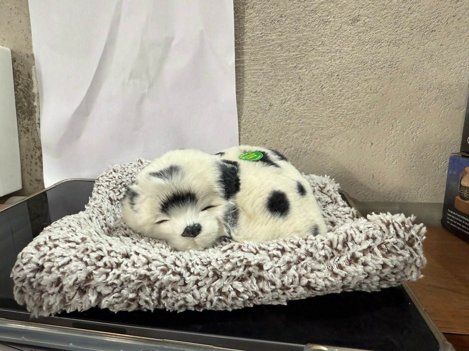 Adorable Puppy Dashboard Showpiece for Car Interior Décor