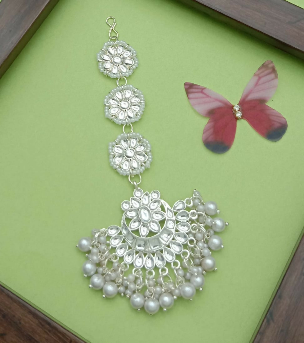 tik0115 white (3)