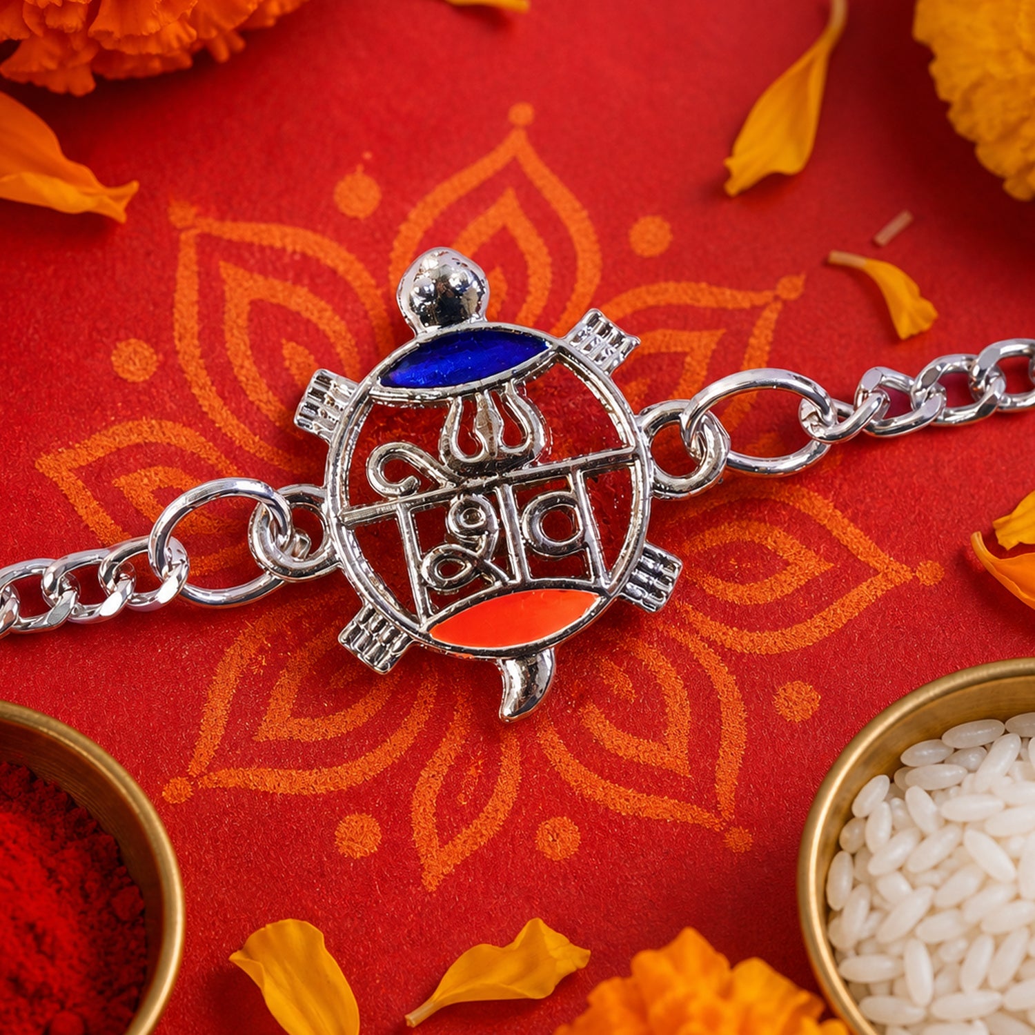 Trishul Damru Chain Rakhi with Mahadev Inspired Center Detail