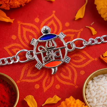 Trishul Damru Chain Rakhi with Mahadev Inspired Center Detail
