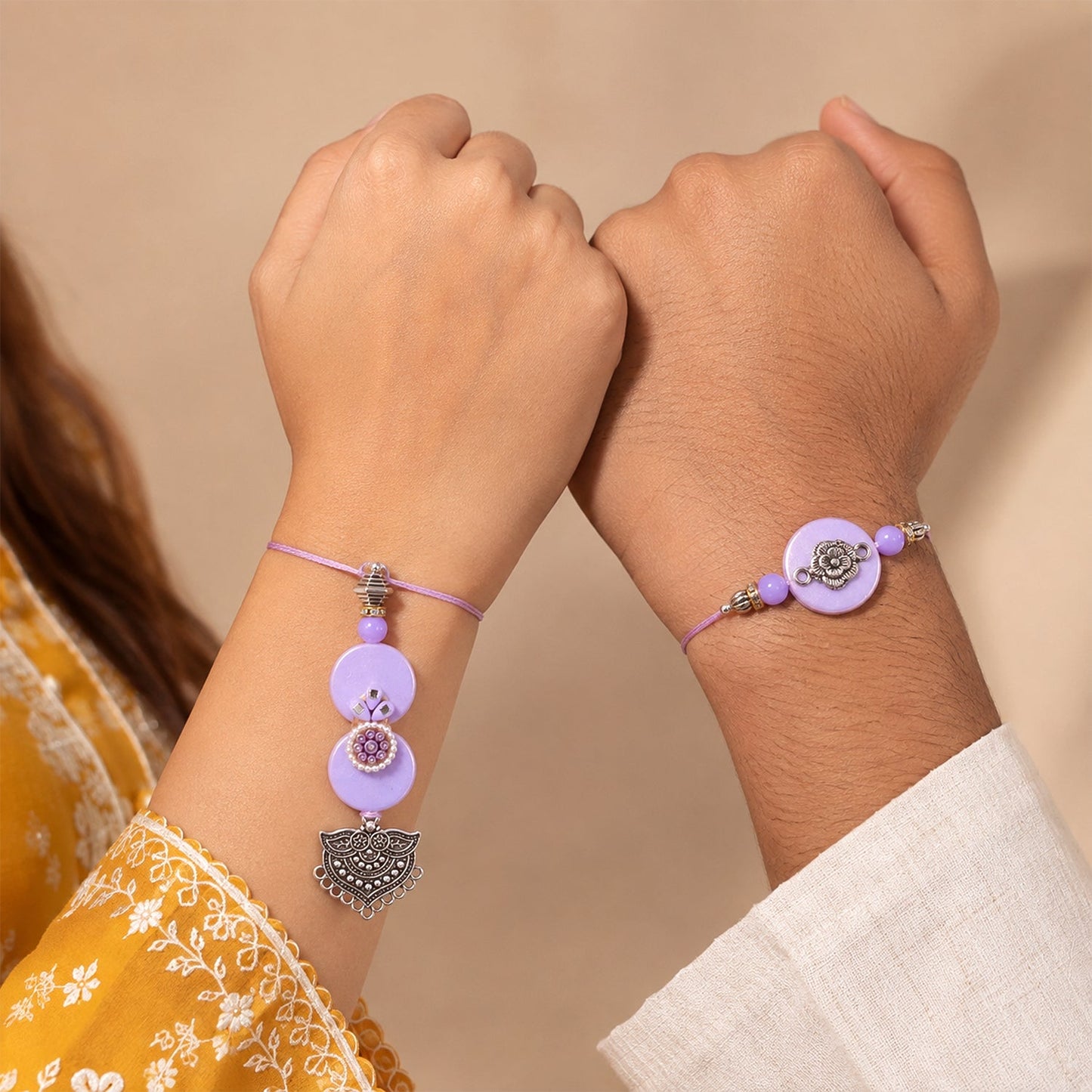 Premium Beautiful Floral Design Bhai Bhabhi Lumba Rakhi