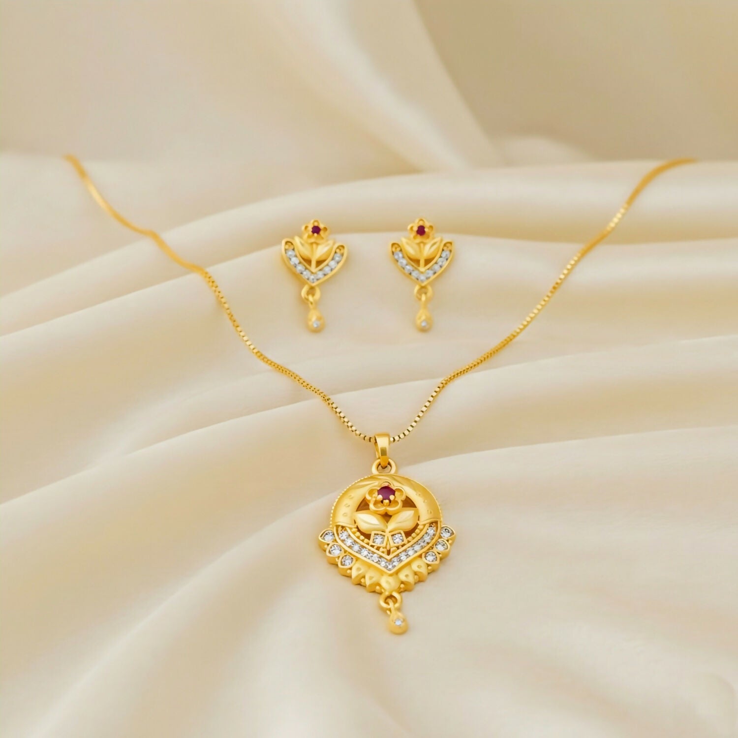 Elegant Gold-Plated Floral Bloom Jewelry Set: Pendant, Chain, and Earrings