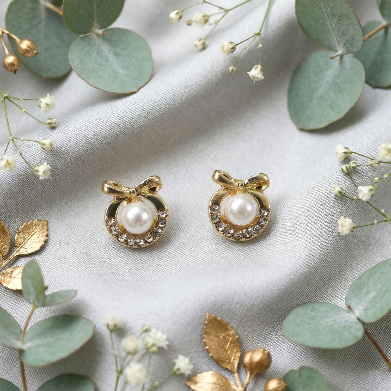 Korean Pearl Stud Earrings – Elegant Bridal or Formal Accessory