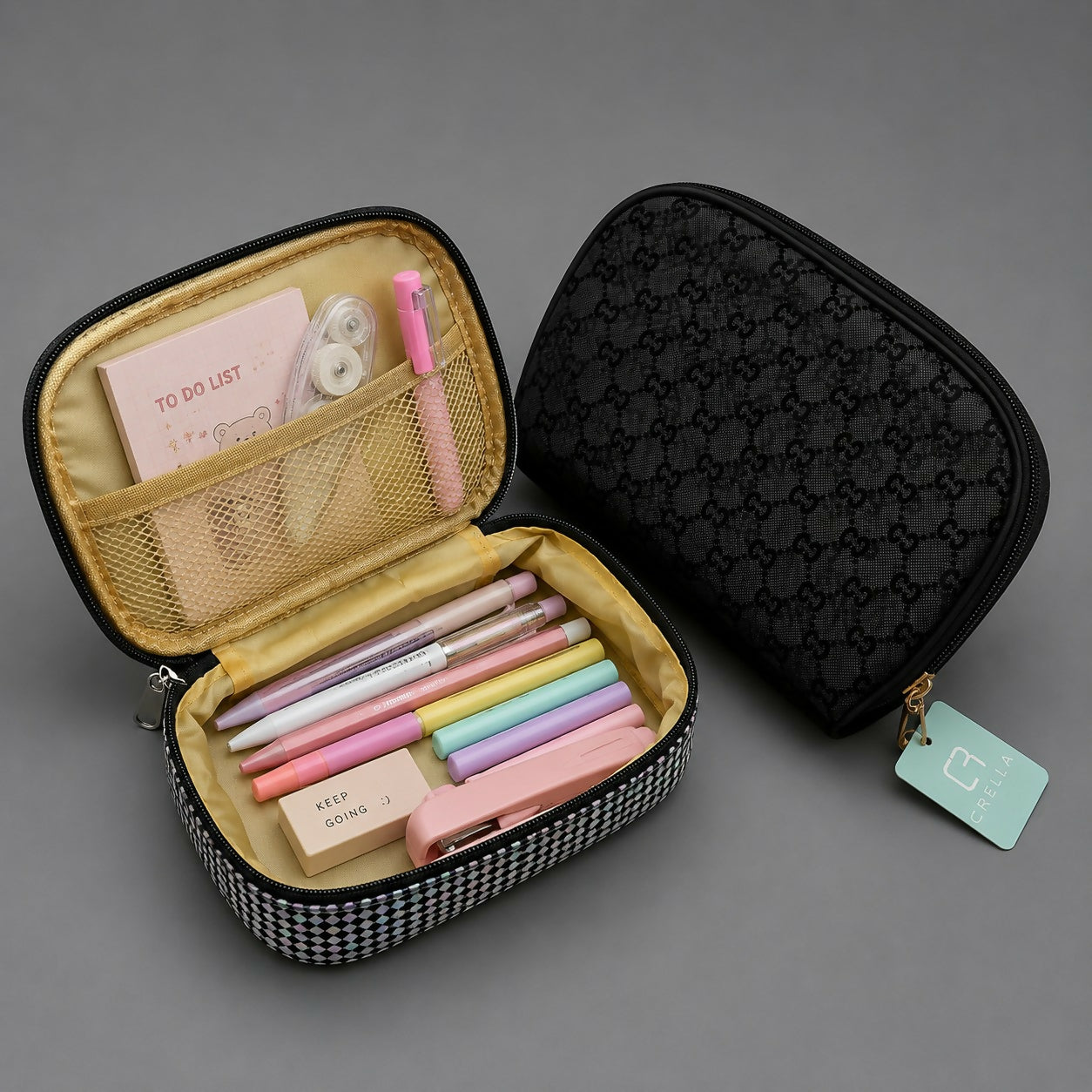 Compact travel organizer pouch with zipper closure