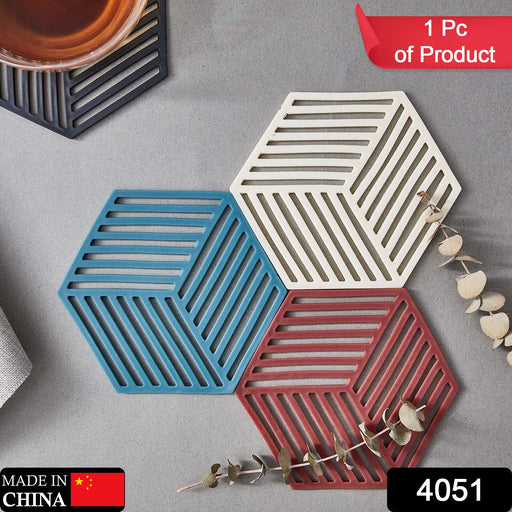 4051 Dining Table mat Heat Insulation pad Nordic Heat-Resistant Anti-Scald mats Household Kitchen Pot mats Coasters ( 1 pcs ) DeoDap