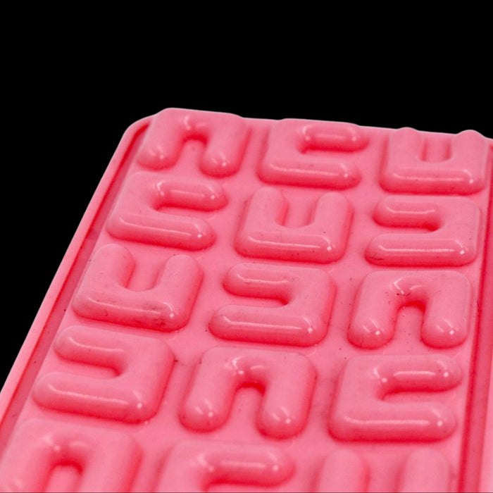 4889 Maze shape chocolate mold tray cake baking mold Flexible silicone chocolate making tool DeoDap