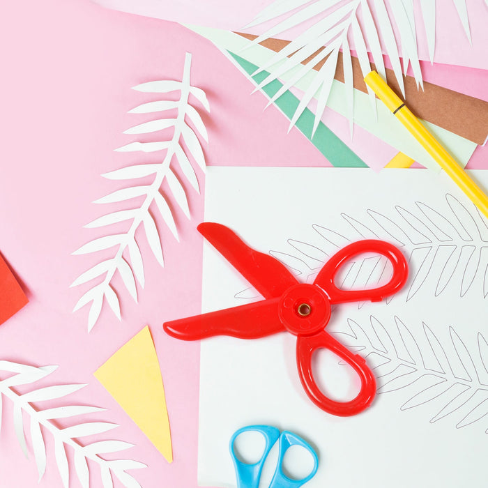 1pc Kids' Artwork Colorful Safety Plastic Decorative Edge Scissors