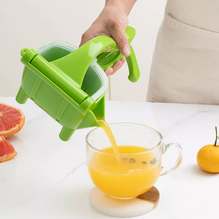 2337A Manual Plastic Fruit Juicer, Hand Press Lemon Squeezer Hand Juicer Citrus Press Juicer Fruit Extractor Tool for Orange, Limes, Lemon ( Brown Box ) DeoDap