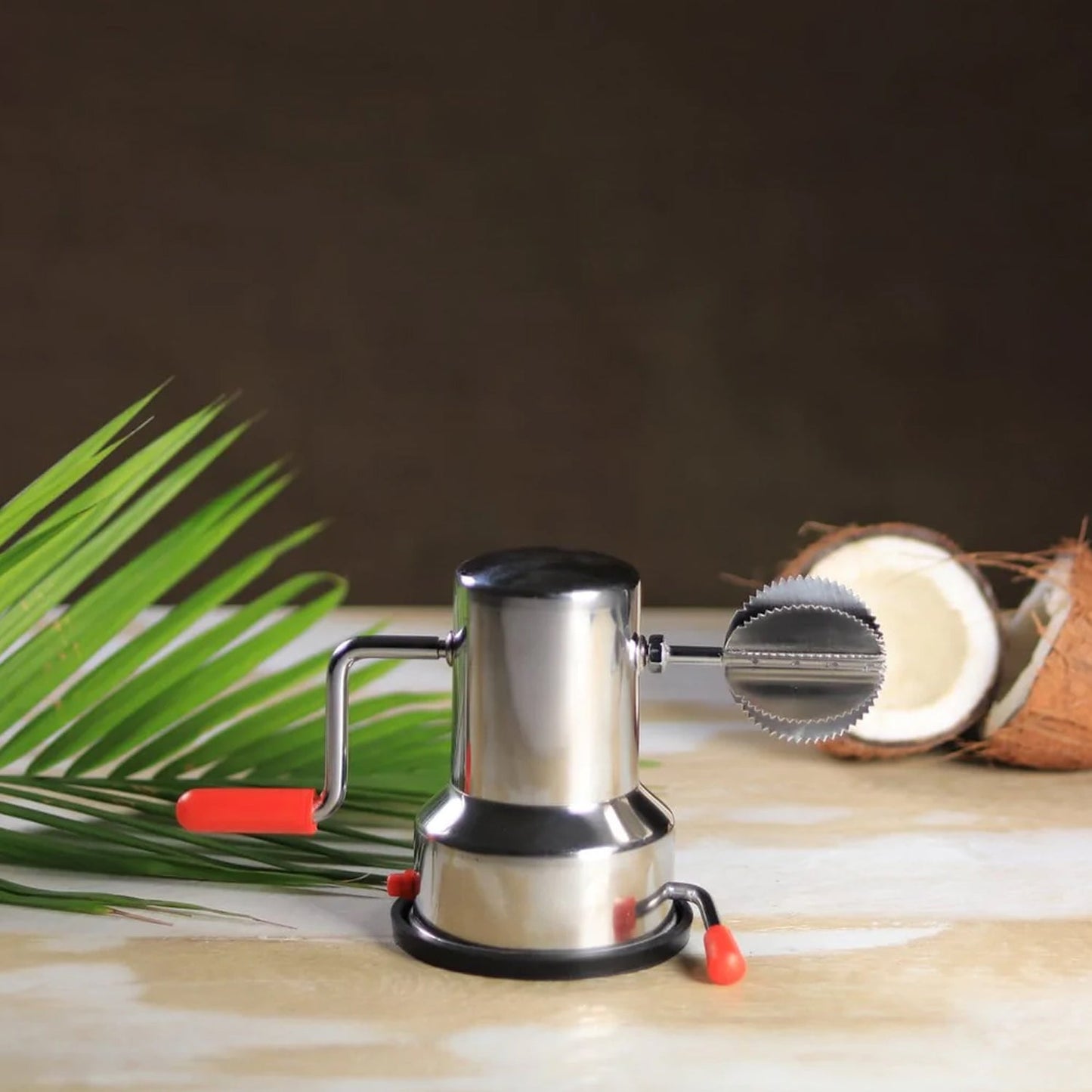 Kitchen coconut scraping tool