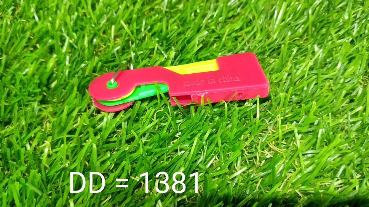 1381 Automatic Needle Threading Device (Multicolour) DeoDap
